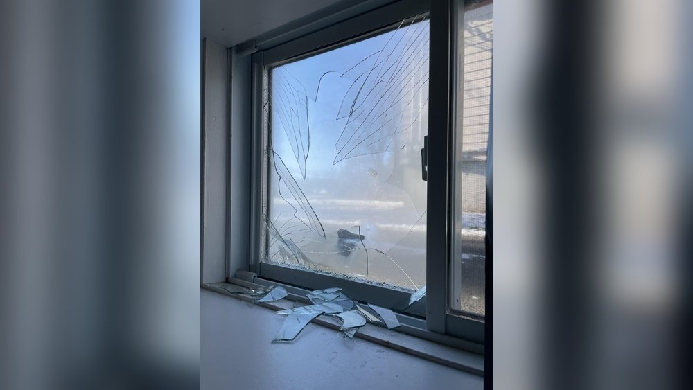 Can Temperature Change Break Side Window Glass? Shocking Truth Revealed!