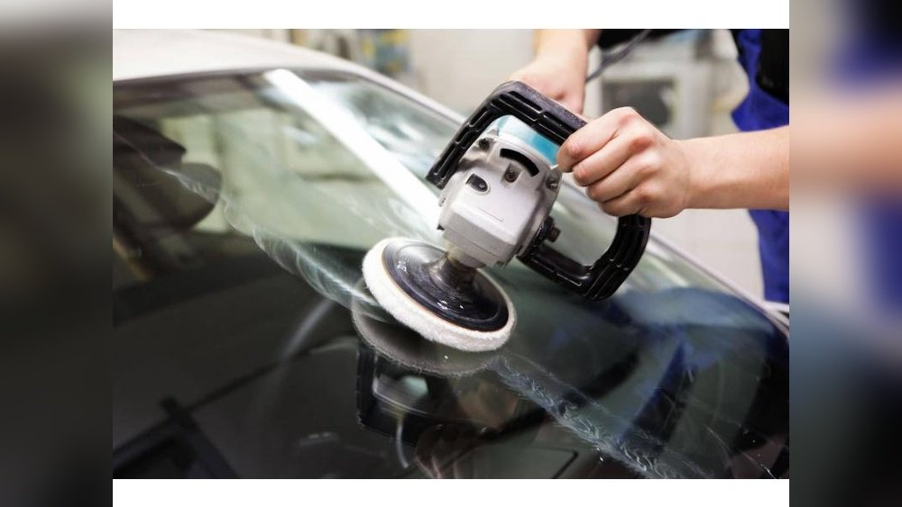 Car Glass Polish: Restore Shine and Clarity Like New