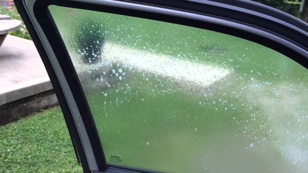How to Clean Car Window Tint Glue: Easy Steps for a Spotless Finish