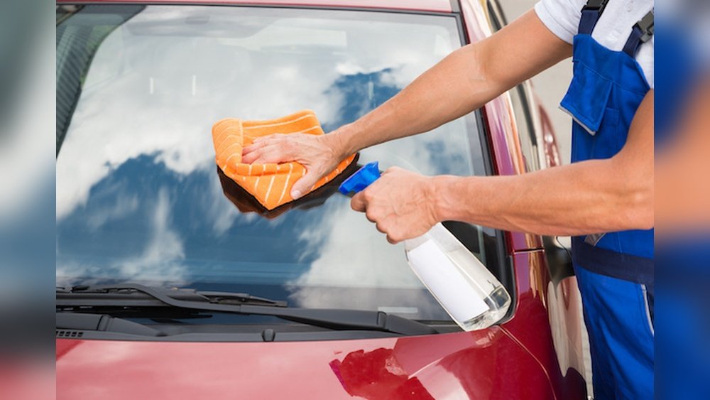 How to Clean Car Windows Diy: Easy Steps for a Crystal Clear Shine