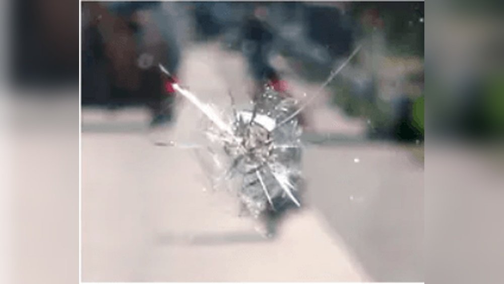 What is Combination Windshield Chip: Causes, Risks & Repairs